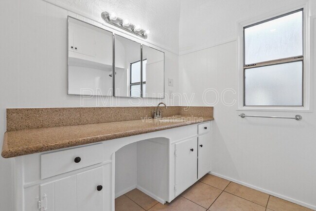 Building Photo - 5768 Campo Walk