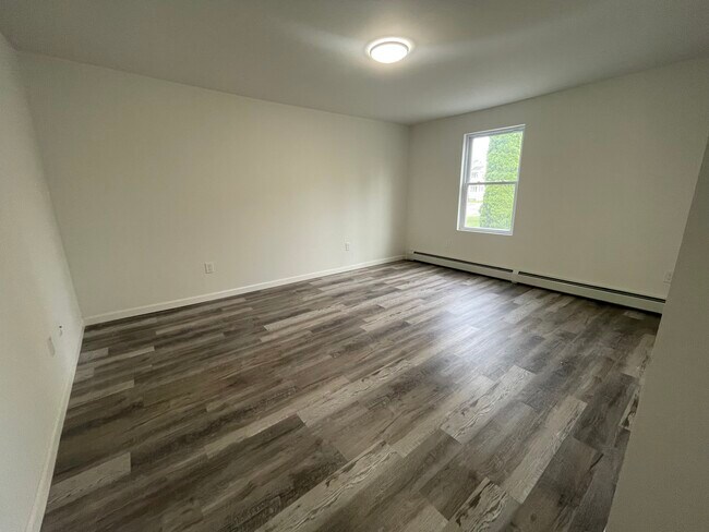 Building Photo - 23 Taylor St