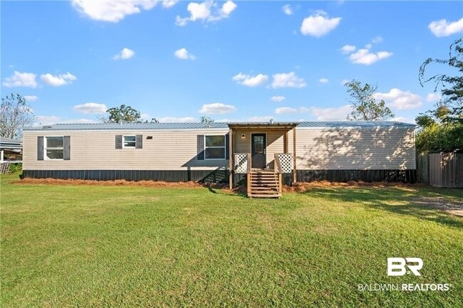 Building Photo - 16962 Lea Cir