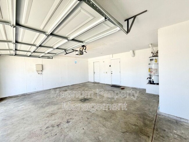 Building Photo - 29677 Woodlands Ave