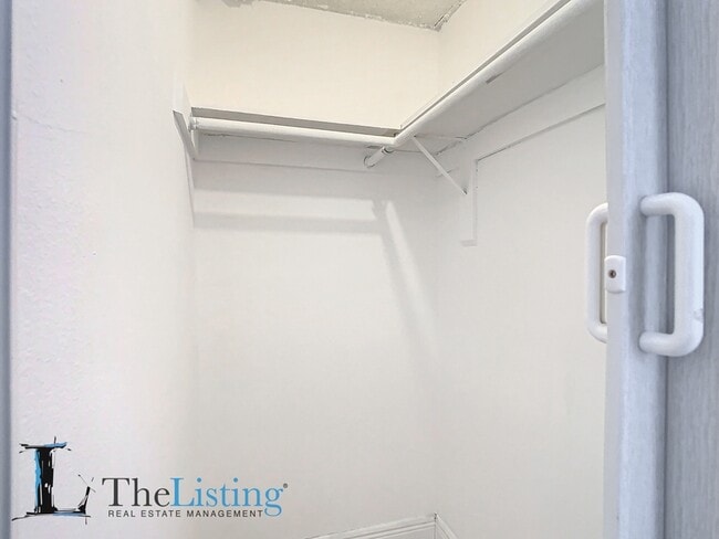 Building Photo - 1521 Swordbill Dr