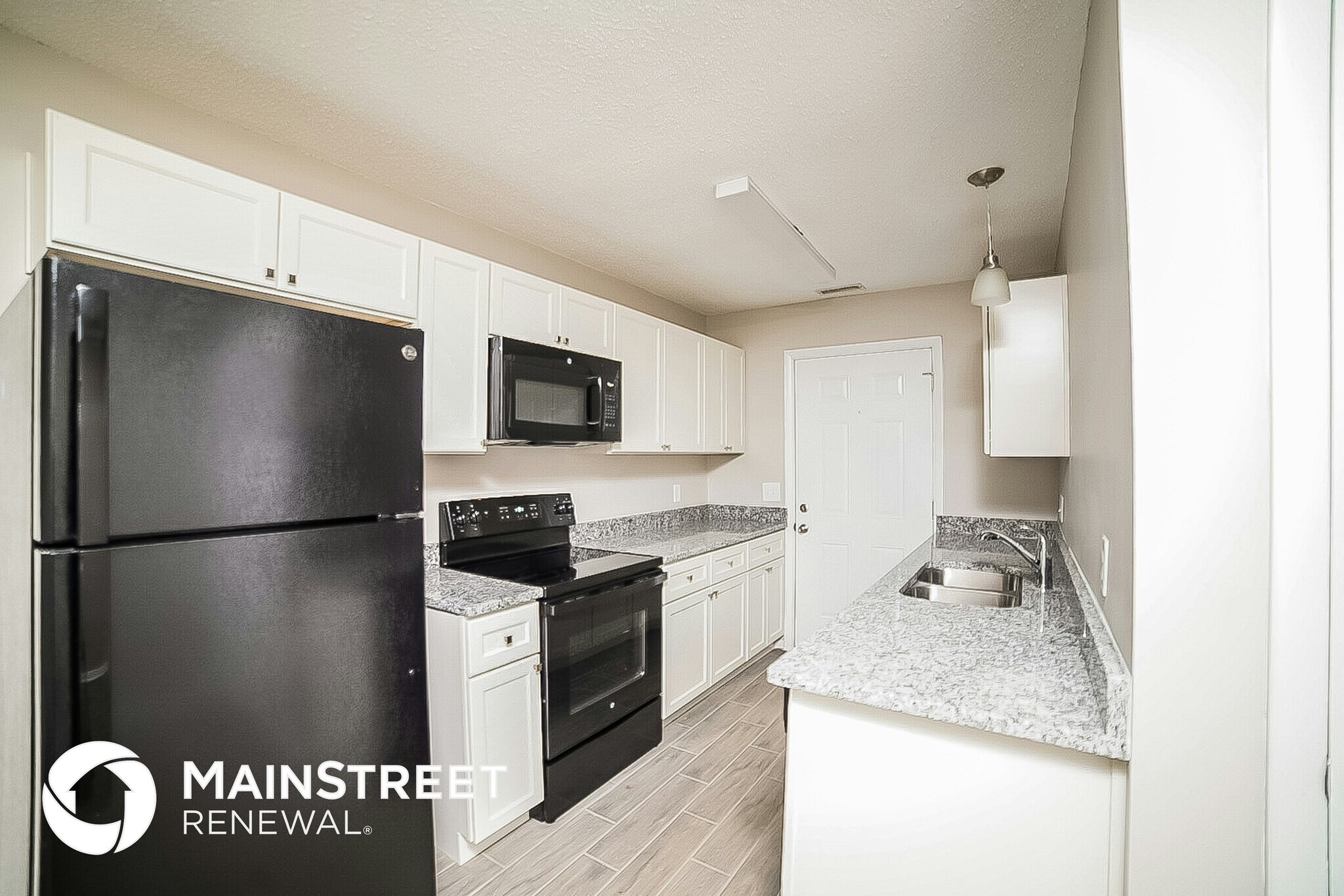 Building Photo - 470 Creekway Dr