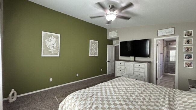 Building Photo - 11613 Flor Galatea Wy