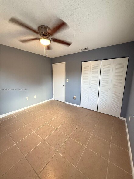 Building Photo - 4057 NW 87th Ave