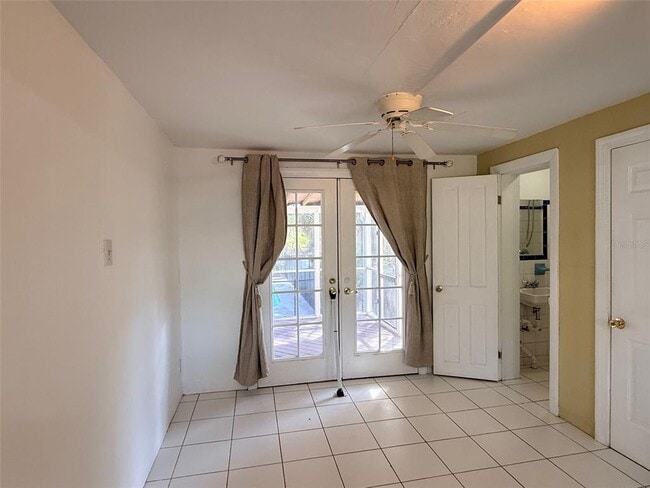 Building Photo - 1400 Alhambra Way S