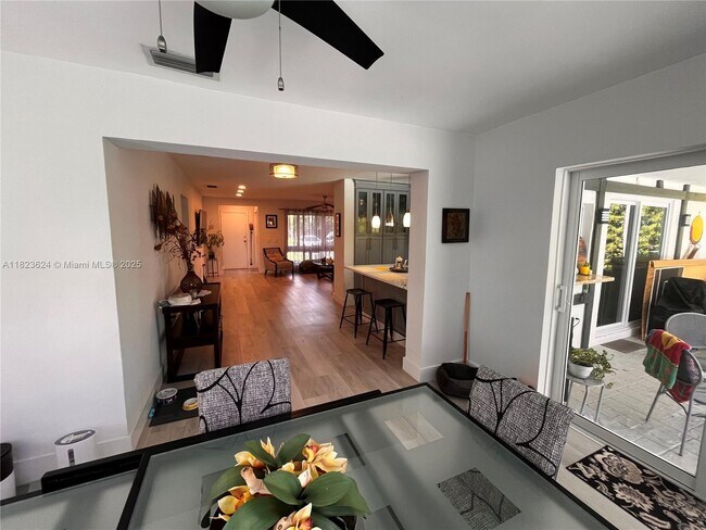 Building Photo - 12381 NW 29th Manor