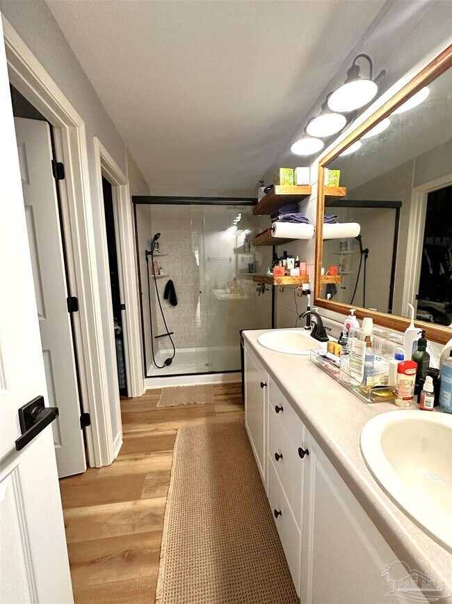 Building Photo - 346 Mizzen Ln