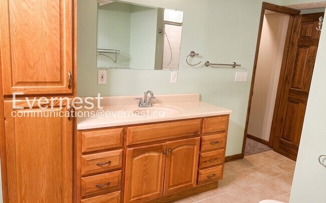 Building Photo - 4369 Houser Dr