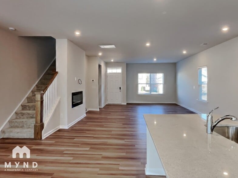 Building Photo - 9122 Ramsford Rd