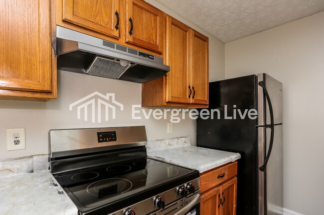 Building Photo - 5893 Strathmoor Manor Cir