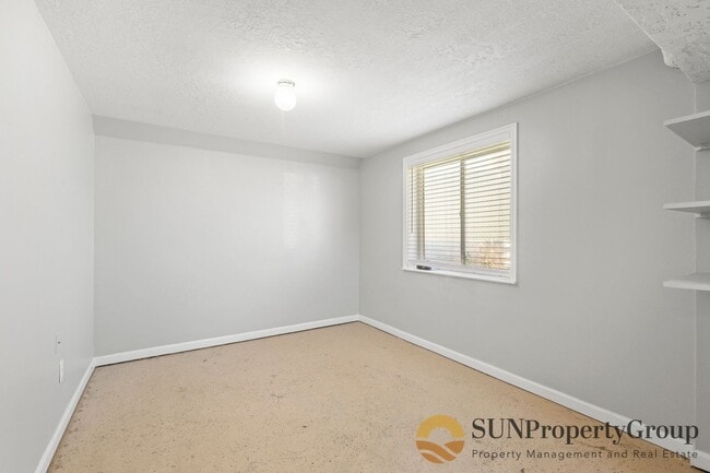 Building Photo - 5458 S 4250 W