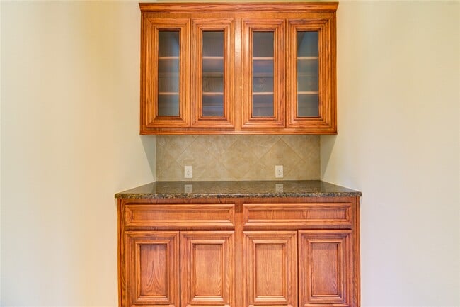 Building Photo - 5506 Garnet Grove Ct