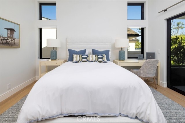 Building Photo - 130 S Bay Front