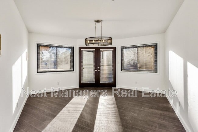 Building Photo - 554 Snow Hill Rd