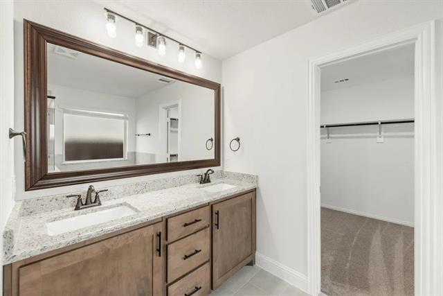 Building Photo - 5308 Century Lk Ln