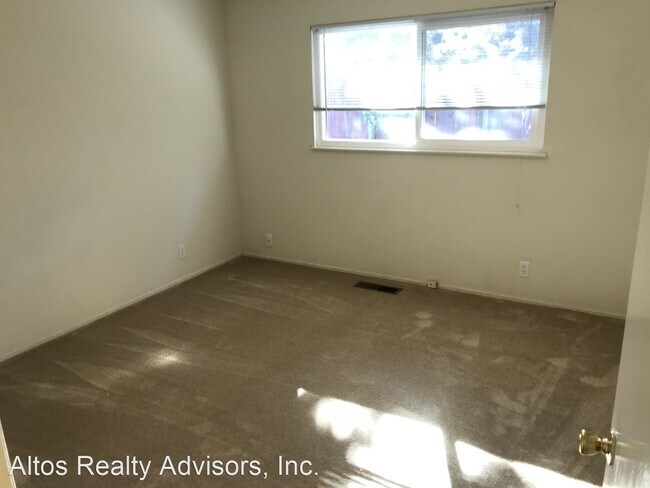 Building Photo - 7622 Orange Blossom Dr