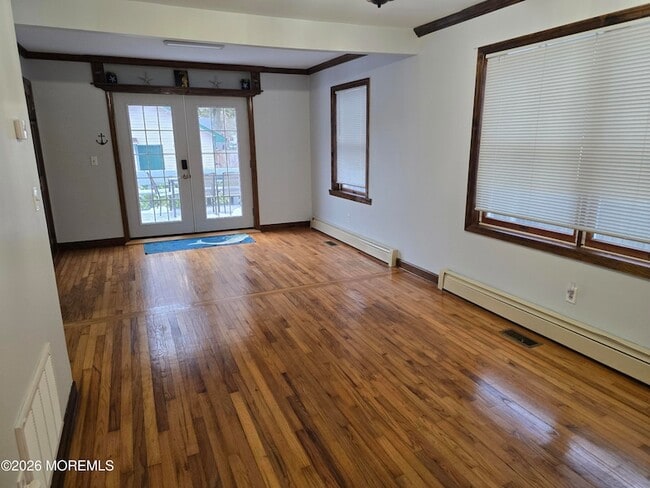 Building Photo - 713 Buchanan St