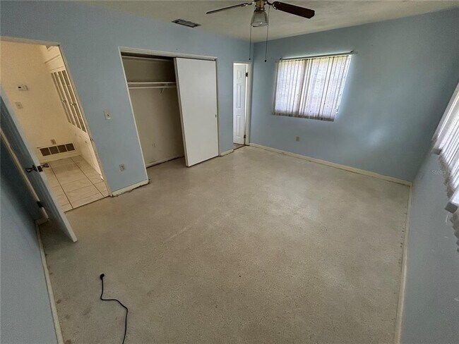 Building Photo - 626 Chevy Chase Dr