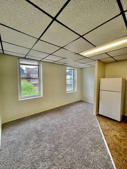 Building Photo - 403 S Atlantic Ave