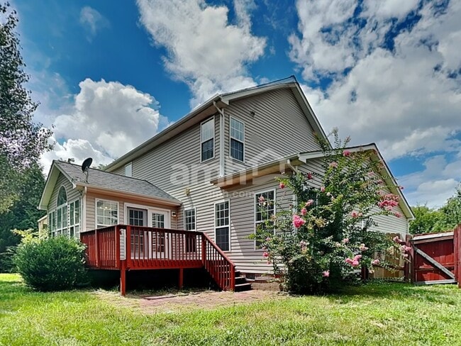 Building Photo - 1860 Francis Mill Ct