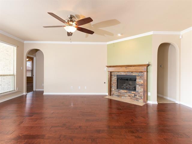 Building Photo - 2943 Ladoga Dr