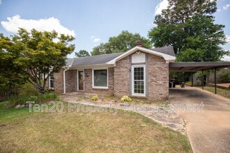 Building Photo - 7664 Northfield Dr