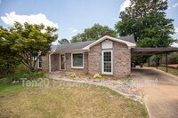 Building Photo - 7664 Northfield Dr