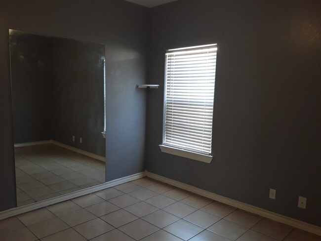 Building Photo - 9804 Cantera Ct