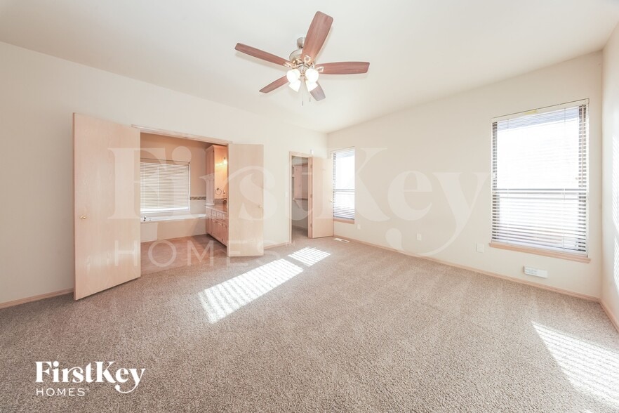 Building Photo - 1216 Pine Valley