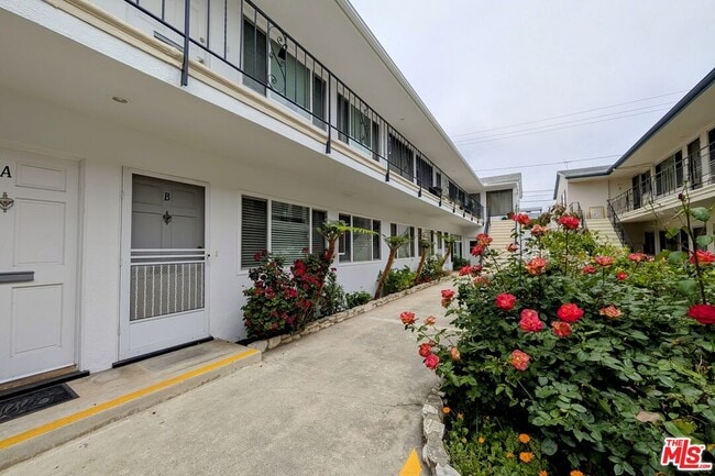 Building Photo - 1037 Euclid St