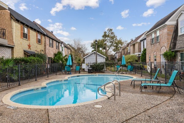 Building Photo - 1255 Blalock Rd