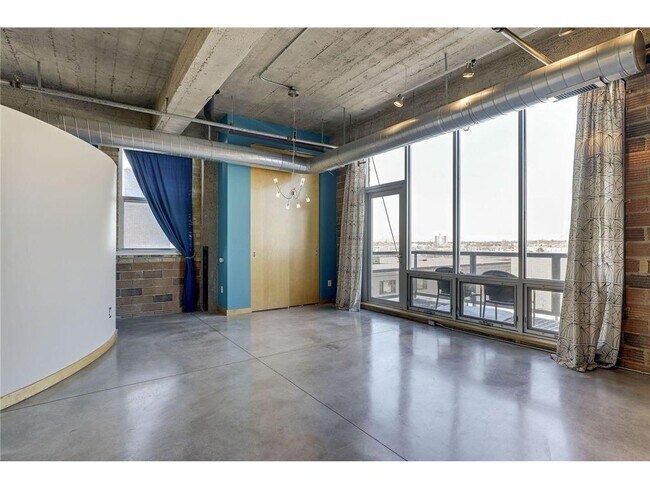 Building Photo - 901 N 3rd St