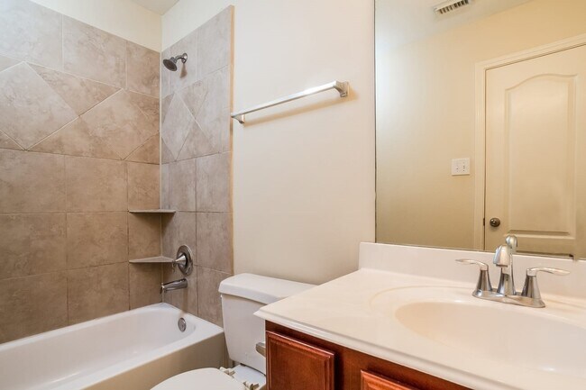 Building Photo - 30723 Ginger Trace Dr
