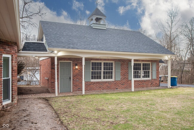 Building Photo - 6337 Cardinal Ln