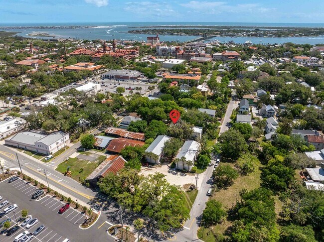 Building Photo - 114 Cedar St