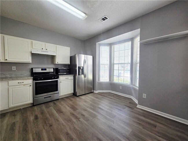 Building Photo - 4645 Valais Ct