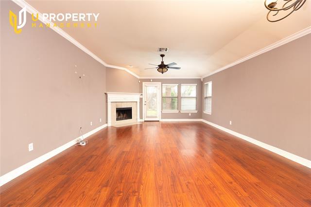 Building Photo - 408 Crossbill Ln