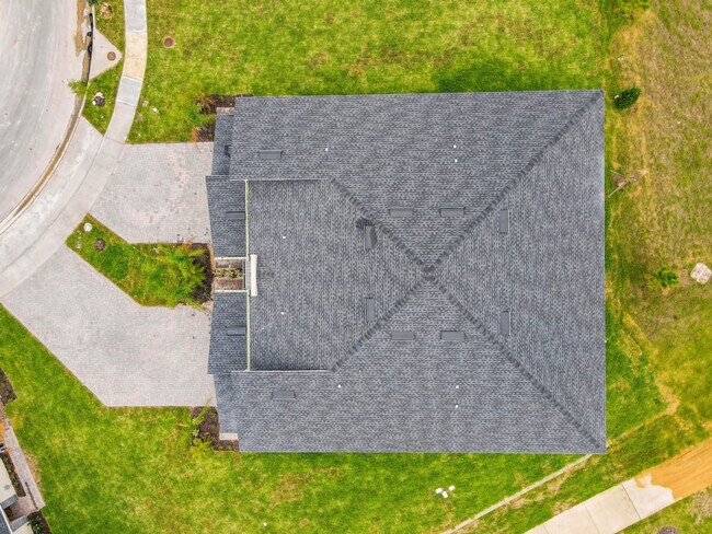 Building Photo - 1147 Drop Ln