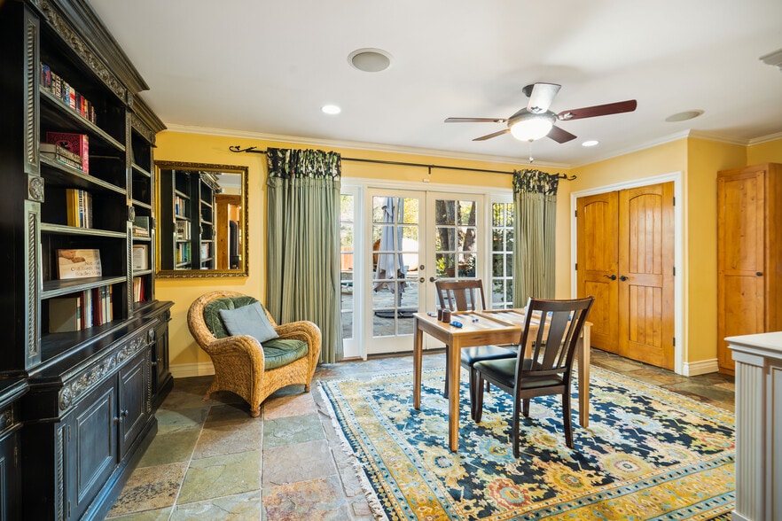 Building Photo - 25736 Punto de Vista Dr