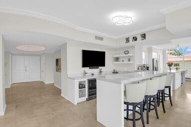 Building Photo - 3700 S Ocean Blvd