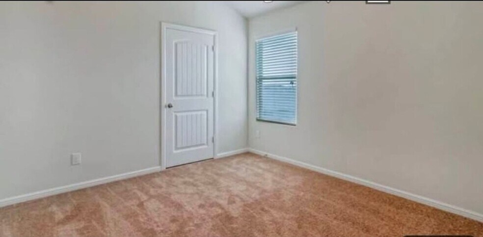 Building Photo - 8037 Crimea Ln