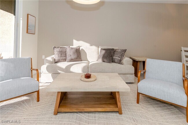 Building Photo - 5527 Double Eagle Cir