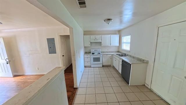 Building Photo - 609 Grande Dr