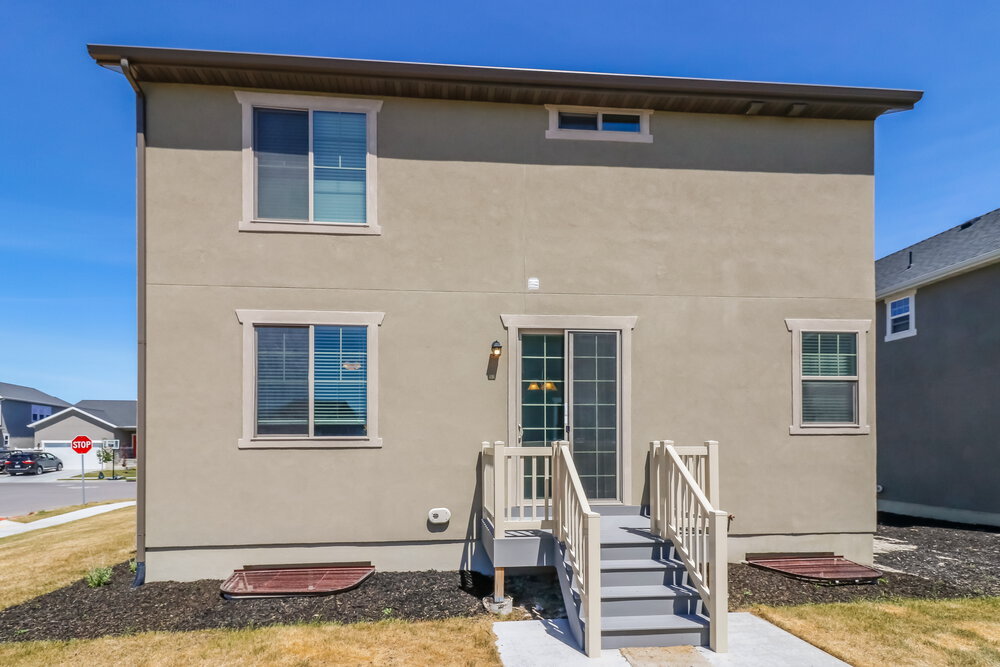 Building Photo - 1083 W Osprey Dr