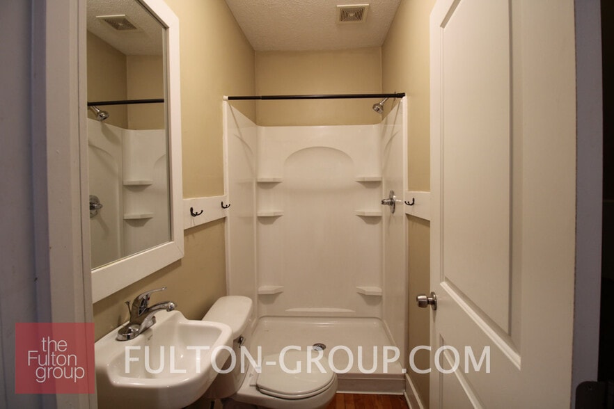 Building Photo - 123 Fuller Ave NE