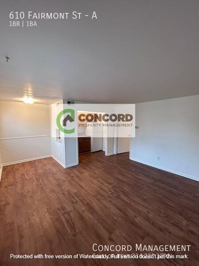 Building Photo - 610 Fairmont St