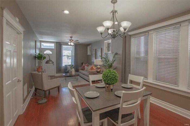 Building Photo - Fantastic 2bd/1ba home! Let yourself in!