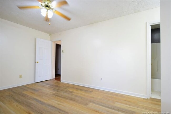 Building Photo - 6549 Applewhite Rd