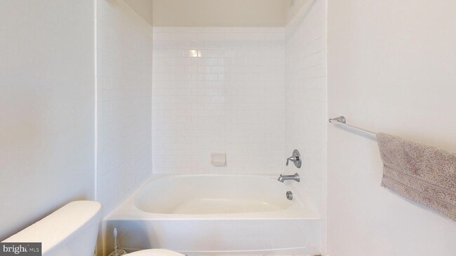 Building Photo - 3485 Cormorant Dr