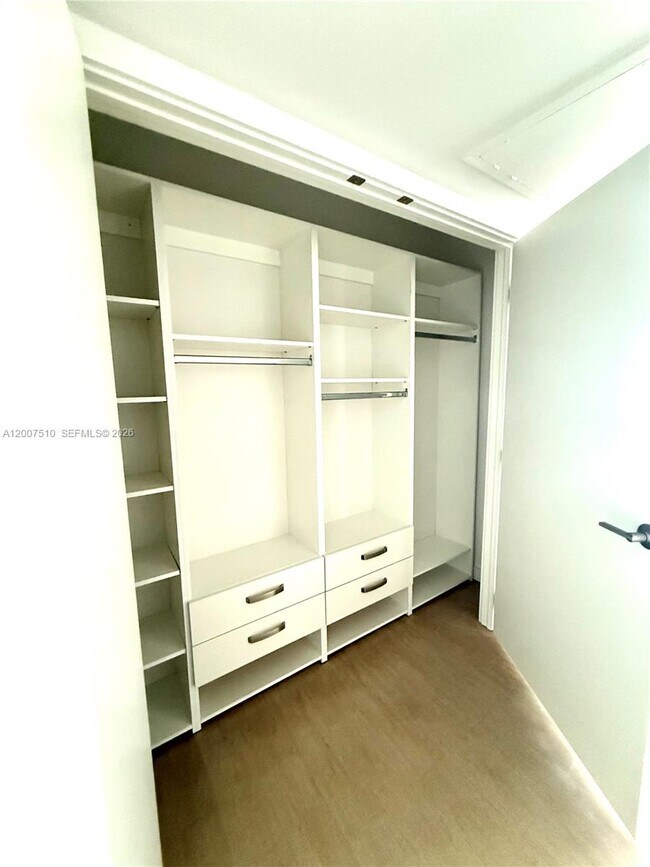 Building Photo - 11111 Biscayne Blvd